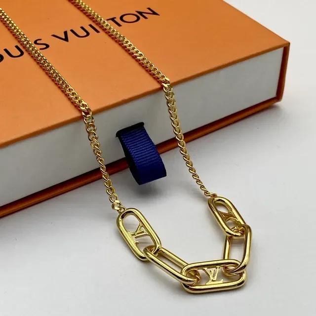 Louis Vuitton Chain Link Gold Oversized Oval Links Necklace 5