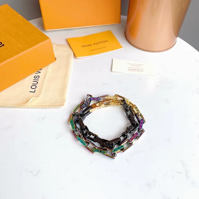 Louis Vuitton Collier Chaîne Iridescent Arc-en-ciel 4