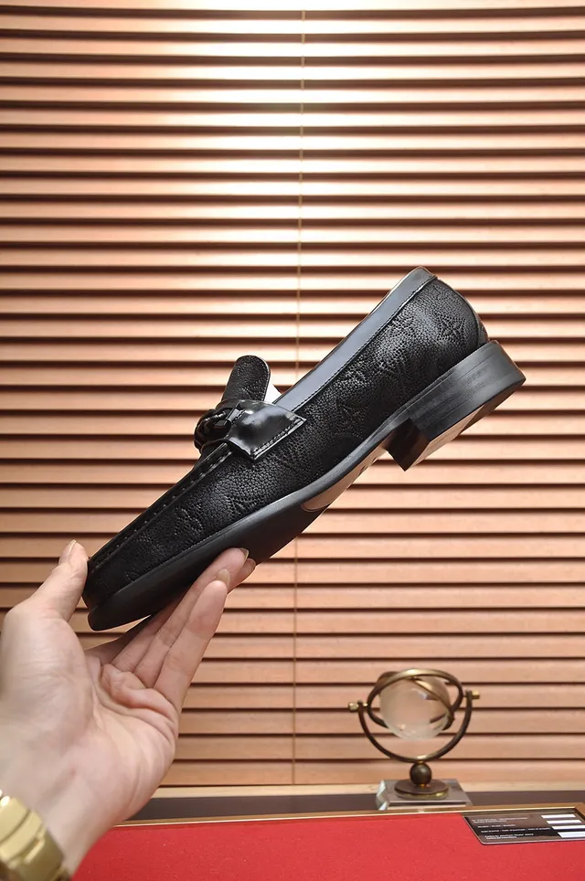 Louis Vuitton Chain Strap Loafer Black Textured Leather Glossy Loafer 6