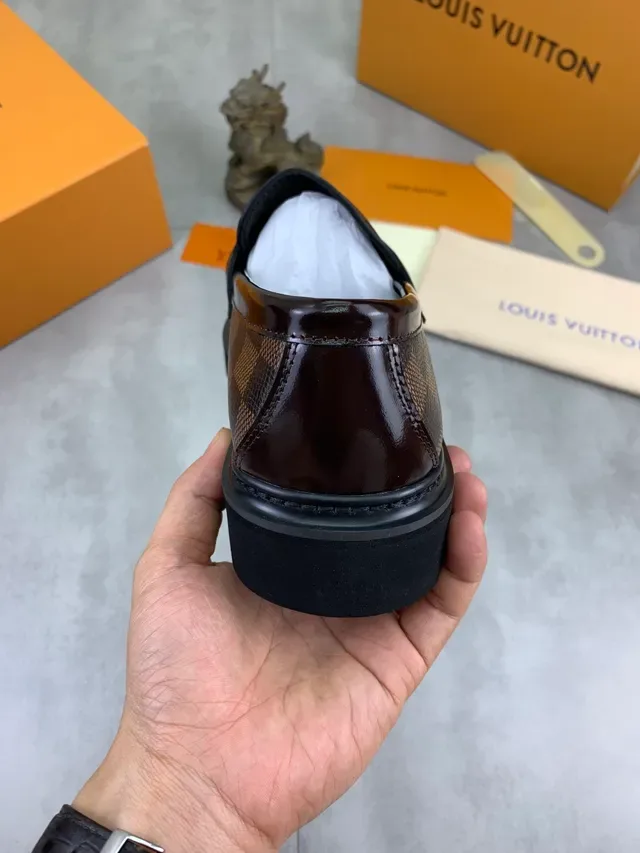 Louis Vuitton Damier Check Mocassin à Bride Cuir Patent 4