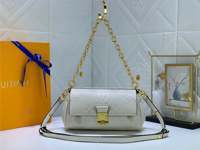 Louis Vuitton Dauphine Noir Monogramme embossé Sac à chaîne 10