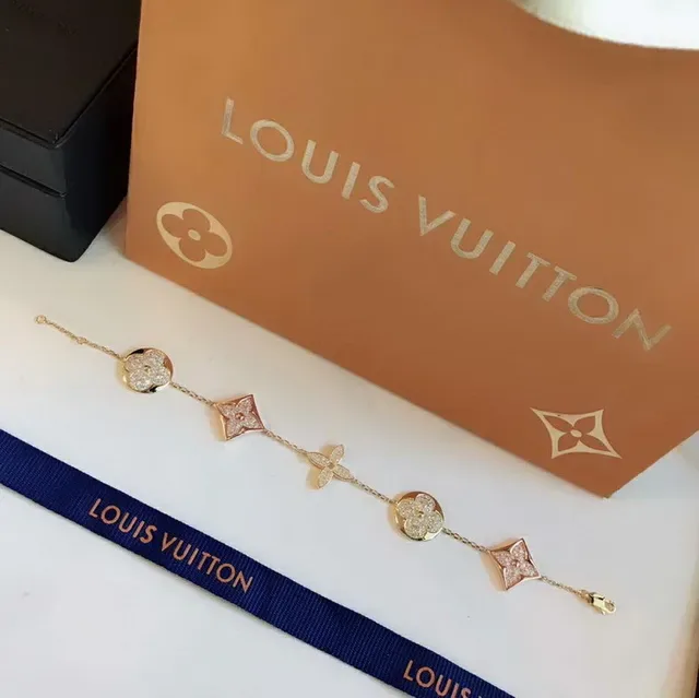Louis Vuitton سوار سلسلة بافيه بنقشة زهور 9