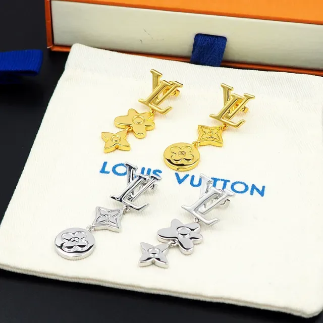 Boucles d'oreilles Louis Vuitton en métal doré asymétriques pendantes 3