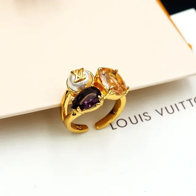 Louis Vuitton Anillo de Oro y Plata Triple Piedras Cluster LV Monograma Perla Cabochon 4