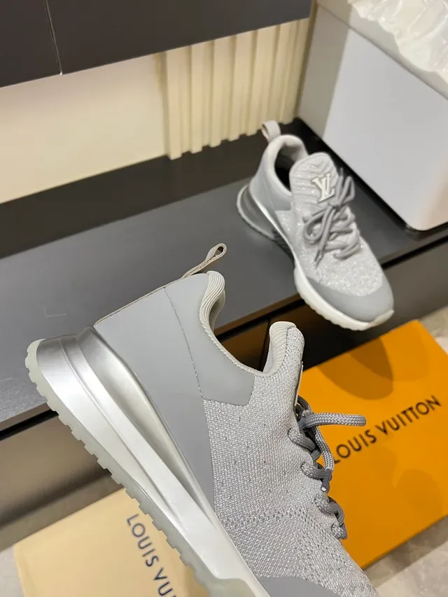 Louis Vuitton Gray White Knit Upper Sculpted Midsole Lifestyle Sneakers 3