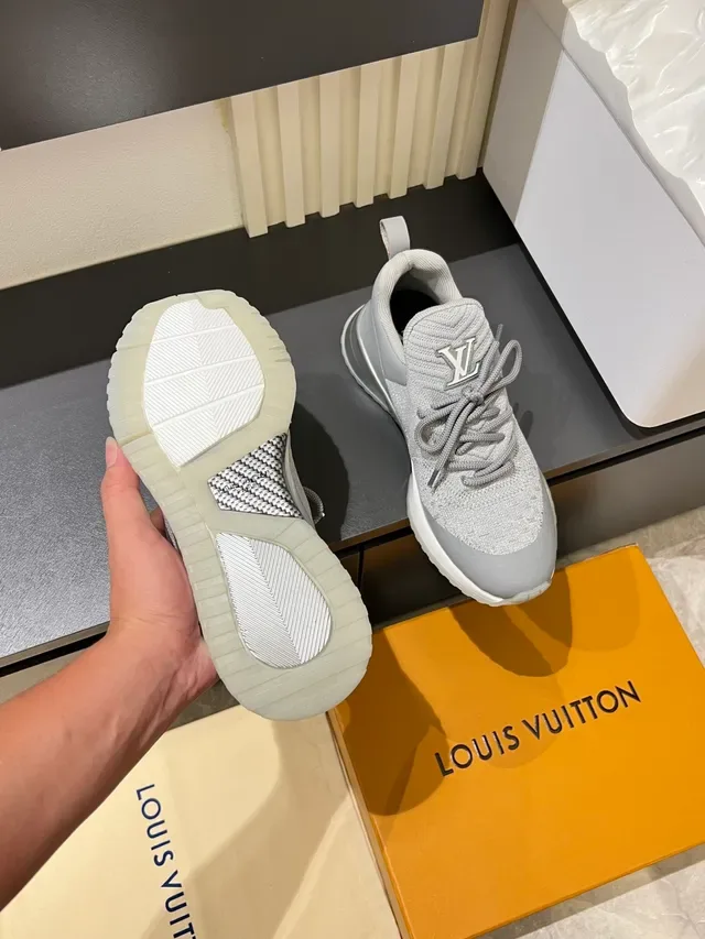 Louis Vuitton Gray White Knit Upper Sculpted Midsole Lifestyle Sneakers 4