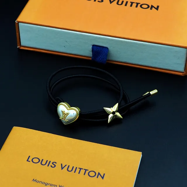 Louis Vuitton Heart and Flower Charm Black Elastic Bracelet 8