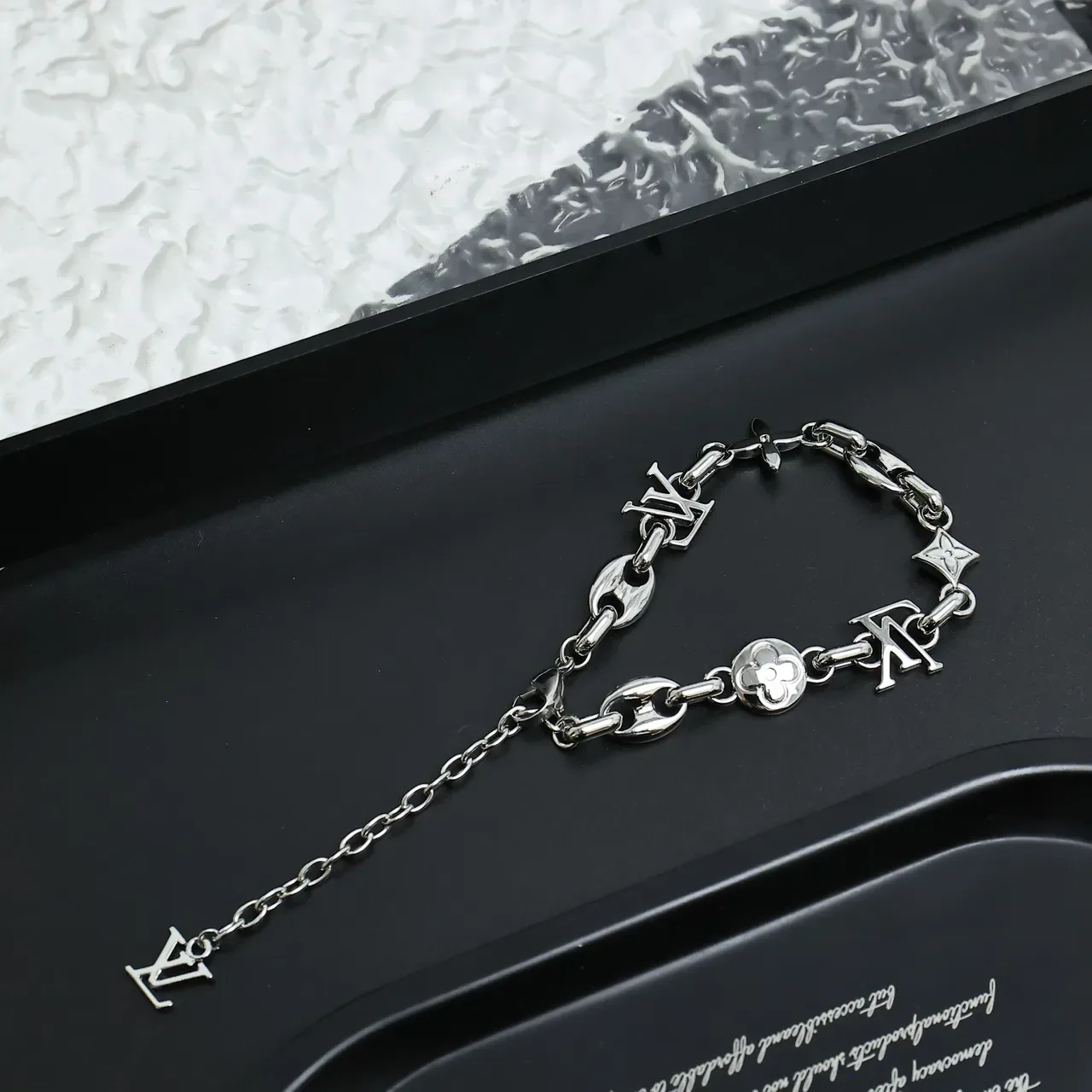 Louis Vuitton Iconic Chain Silver Metal Construction Necklace 6