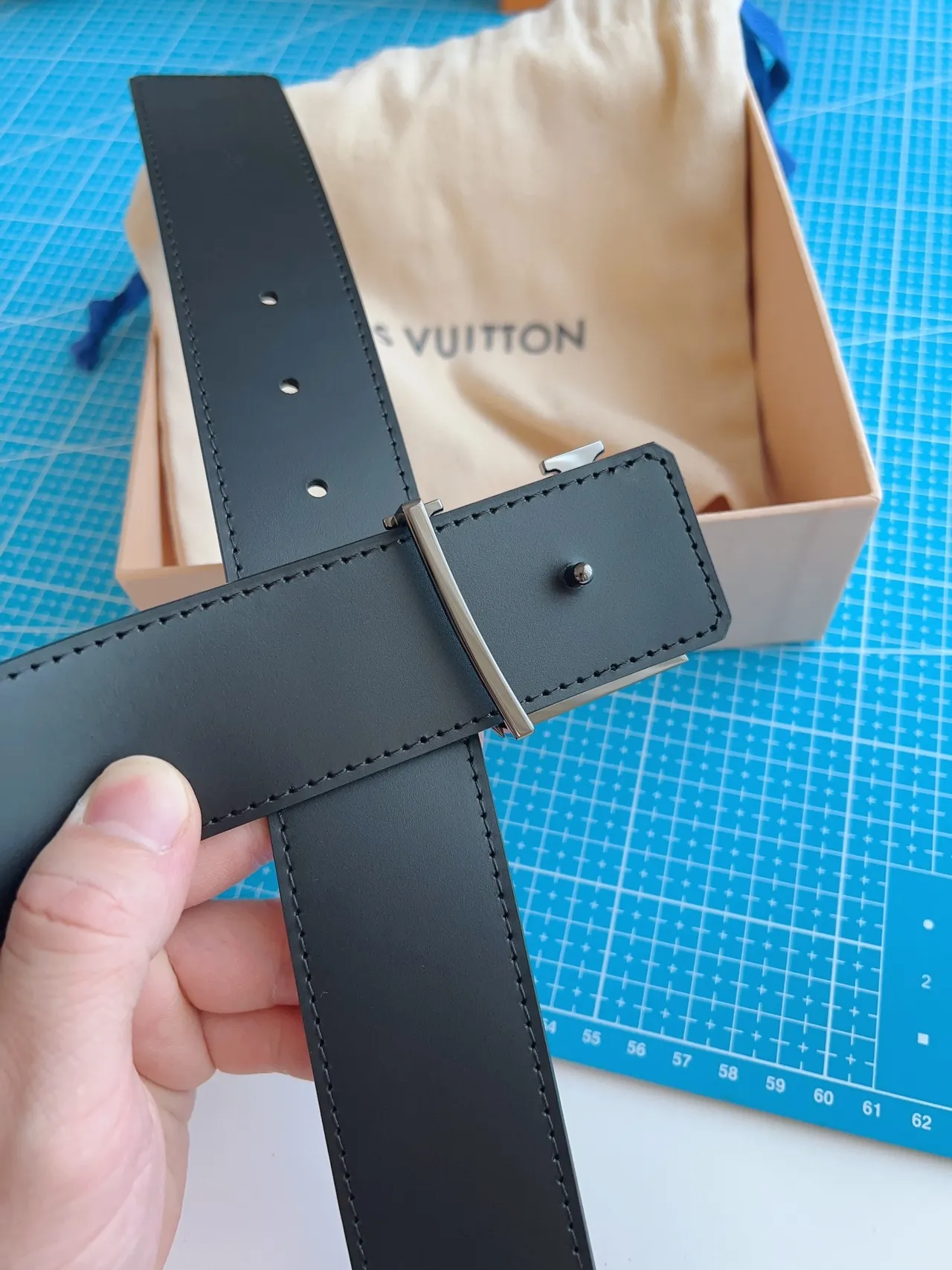 Louis Vuitton Initiales Reversible Monogram Leather Belt 4