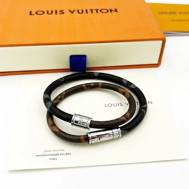 Louis Vuitton Keep It Double Monogram Pulsera Cordón Marrón y Gris 8