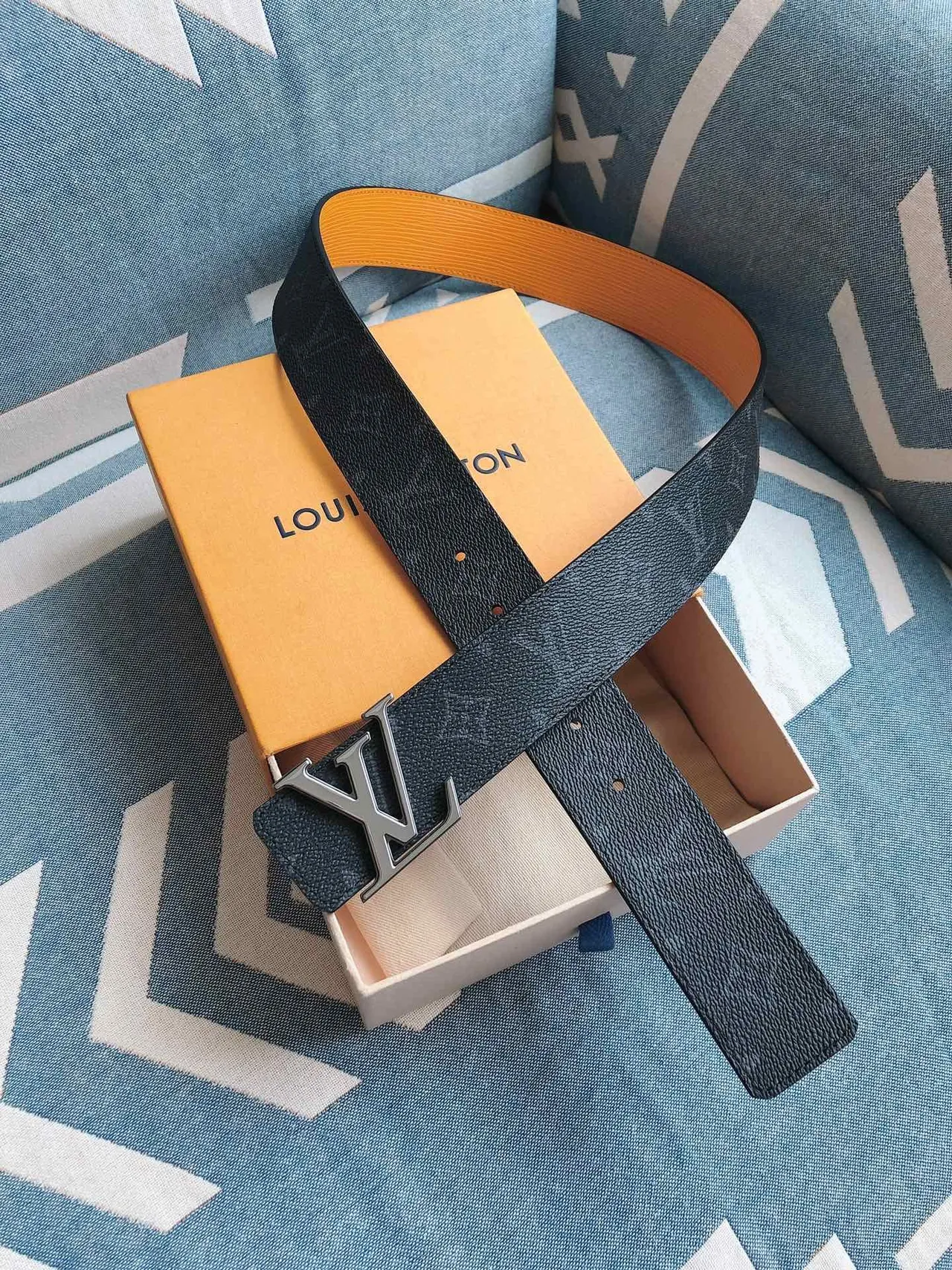 Louis Vuitton LV Initiales Monogram চামড়ার বেল্ট 3