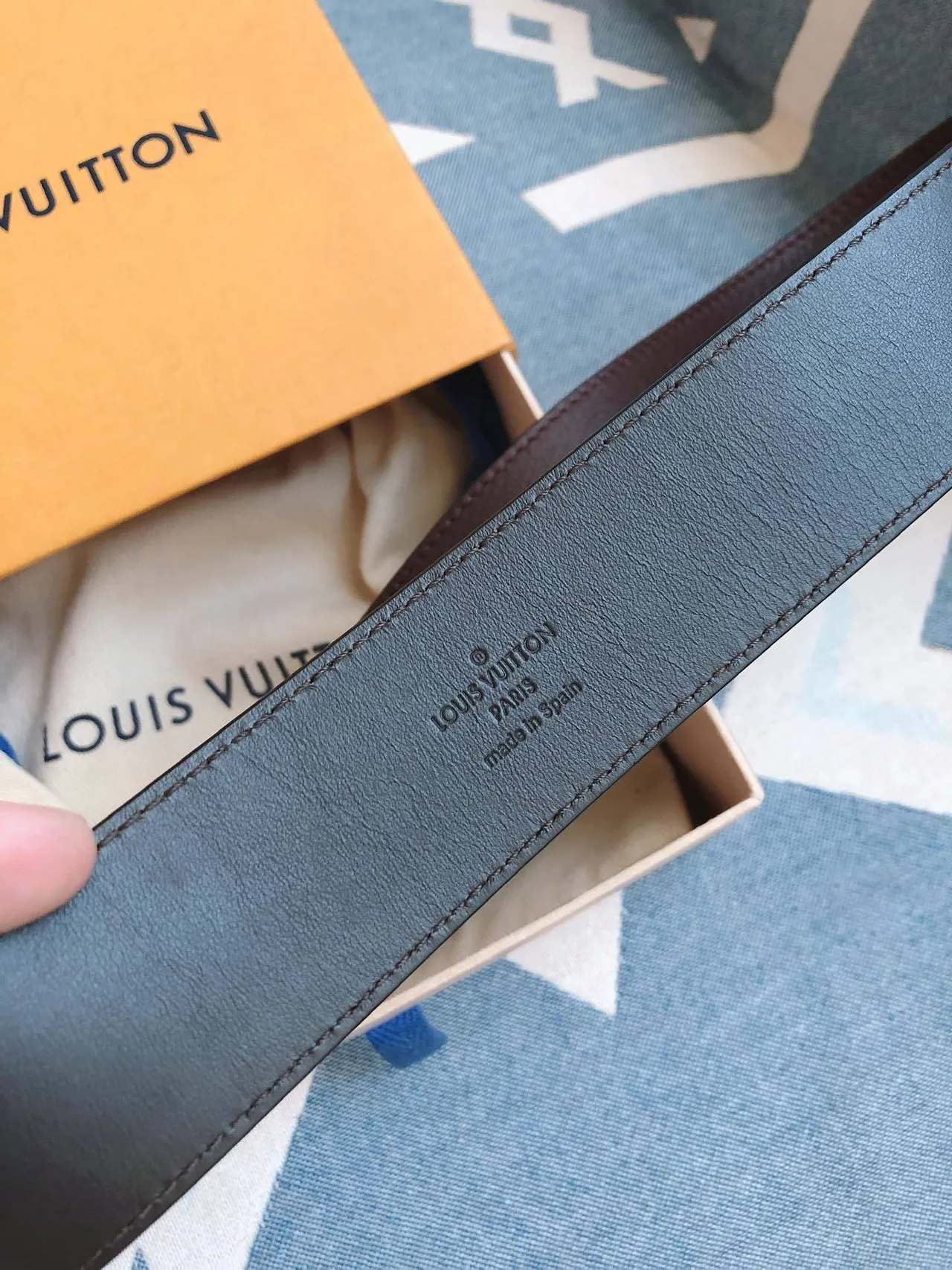 Louis Vuitton LV Rope 棕金字母压花压纹皮带 3