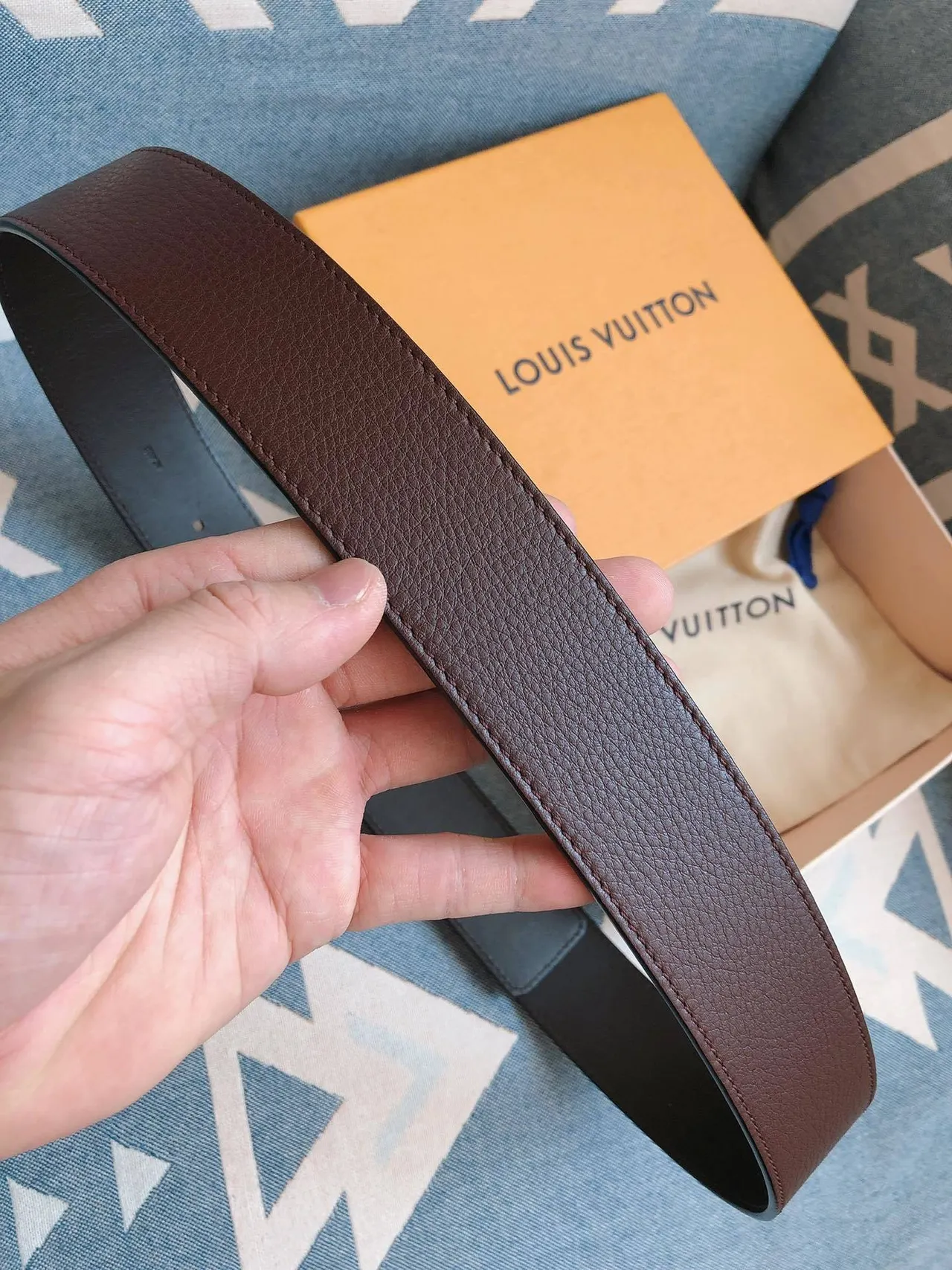 Louis Vuitton LV Rope 棕金字母压花压纹皮带 4