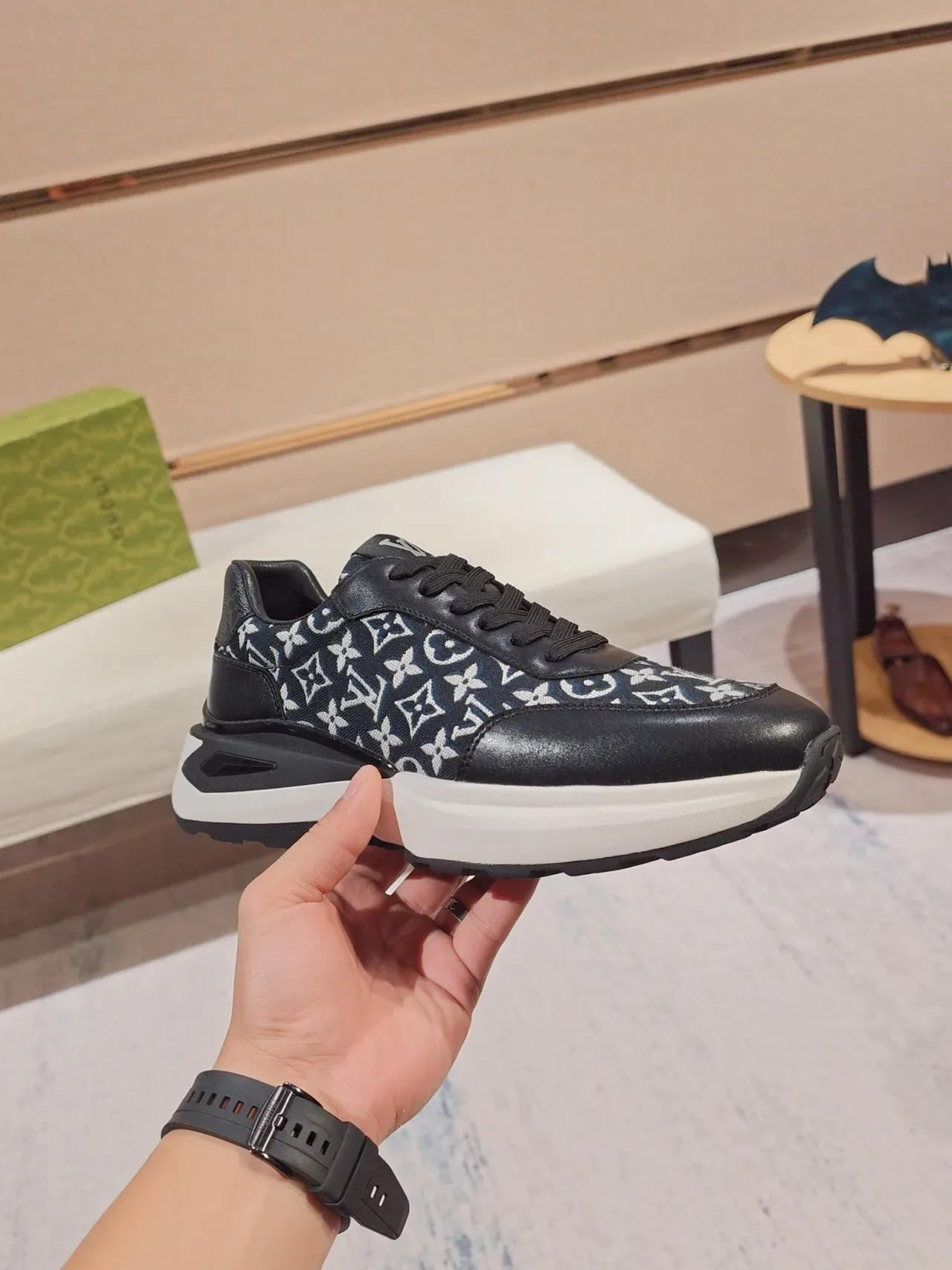Louis Vuitton LV Trainer কালো নেভি মোনোগ্রামড টেক্সটাইল স্মুথ লেদার ওভারলে লাইফস্টাইল স্নিকার 5