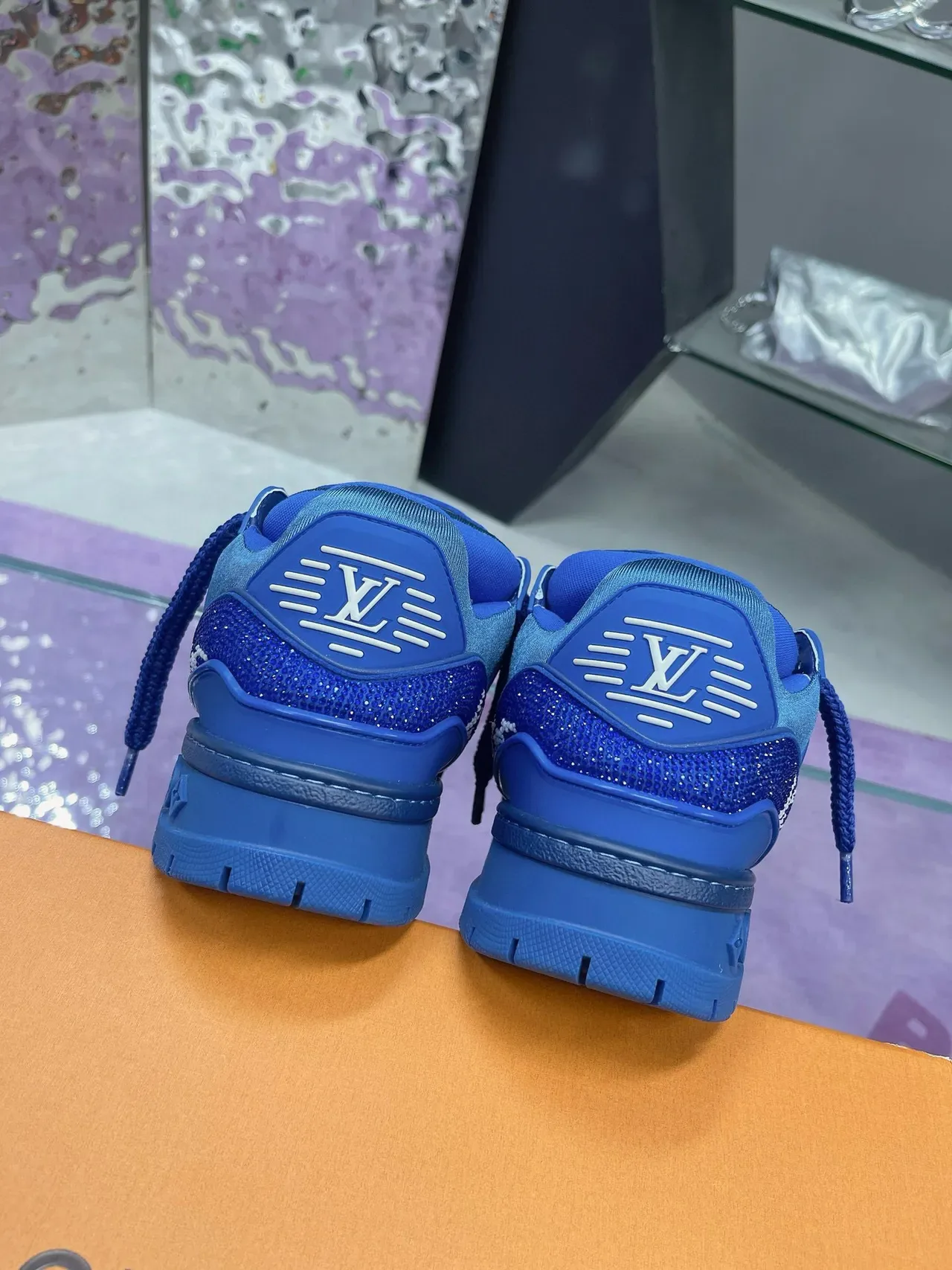 Louis Vuitton LV Trainer Chaussures Lifestyle Bleu Blanc Cristal-Embellished Monogrammed 7