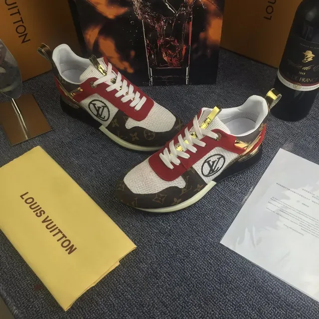 Louis Vuitton LV Trainer Tênis Lifestyle Marrom Vermelho Monograma Lona Sobreposições de Camurça 3