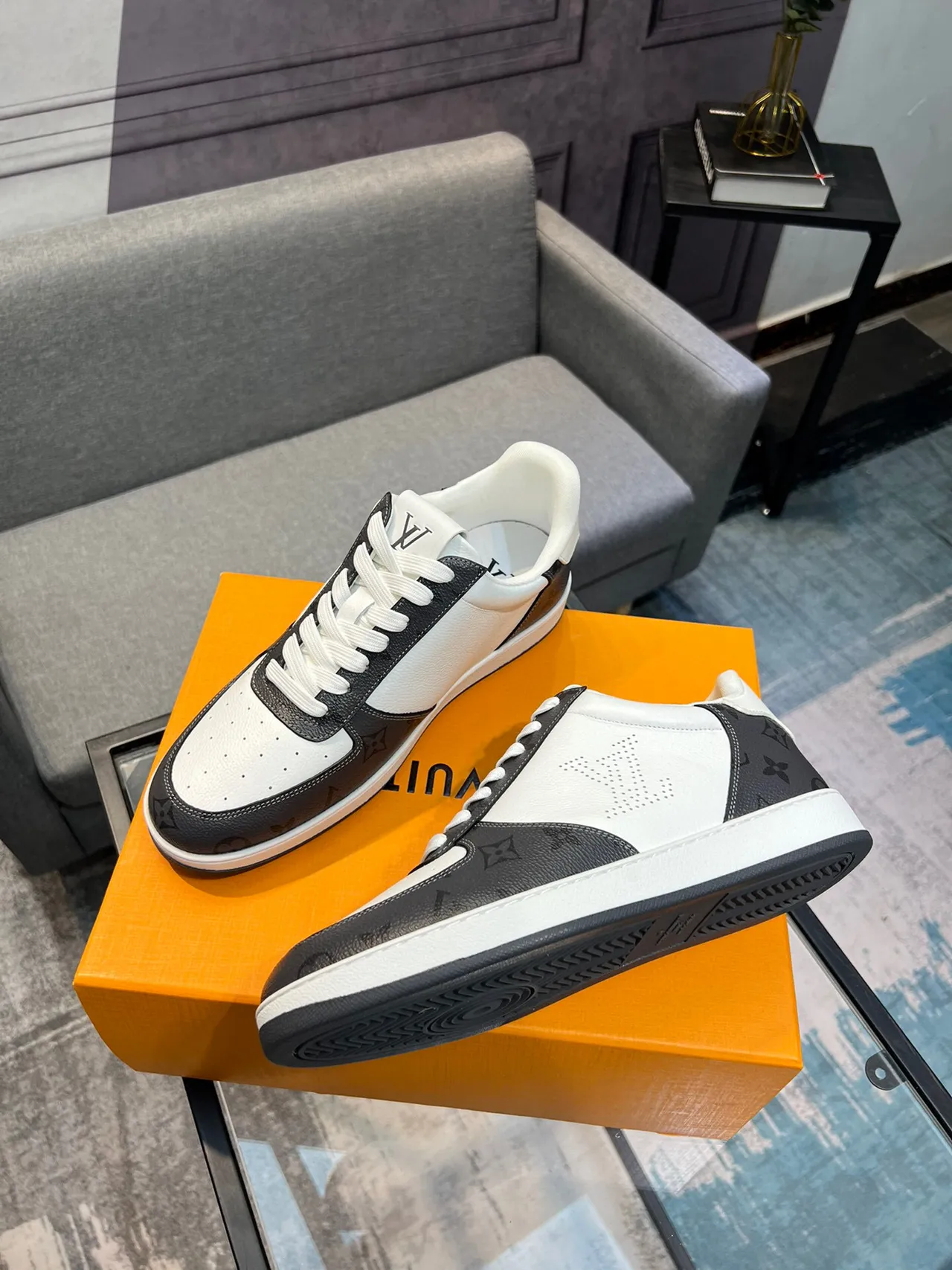 Louis Vuitton LV Trainer White Black Low-Top Mixed-Material Lifestyle Sneakers 4