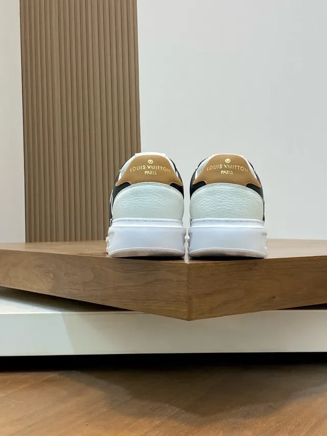 Louis Vuitton LV Trainer White Black Mixed-Material Upper Perforated Panel Lifestyle Sneakers 3