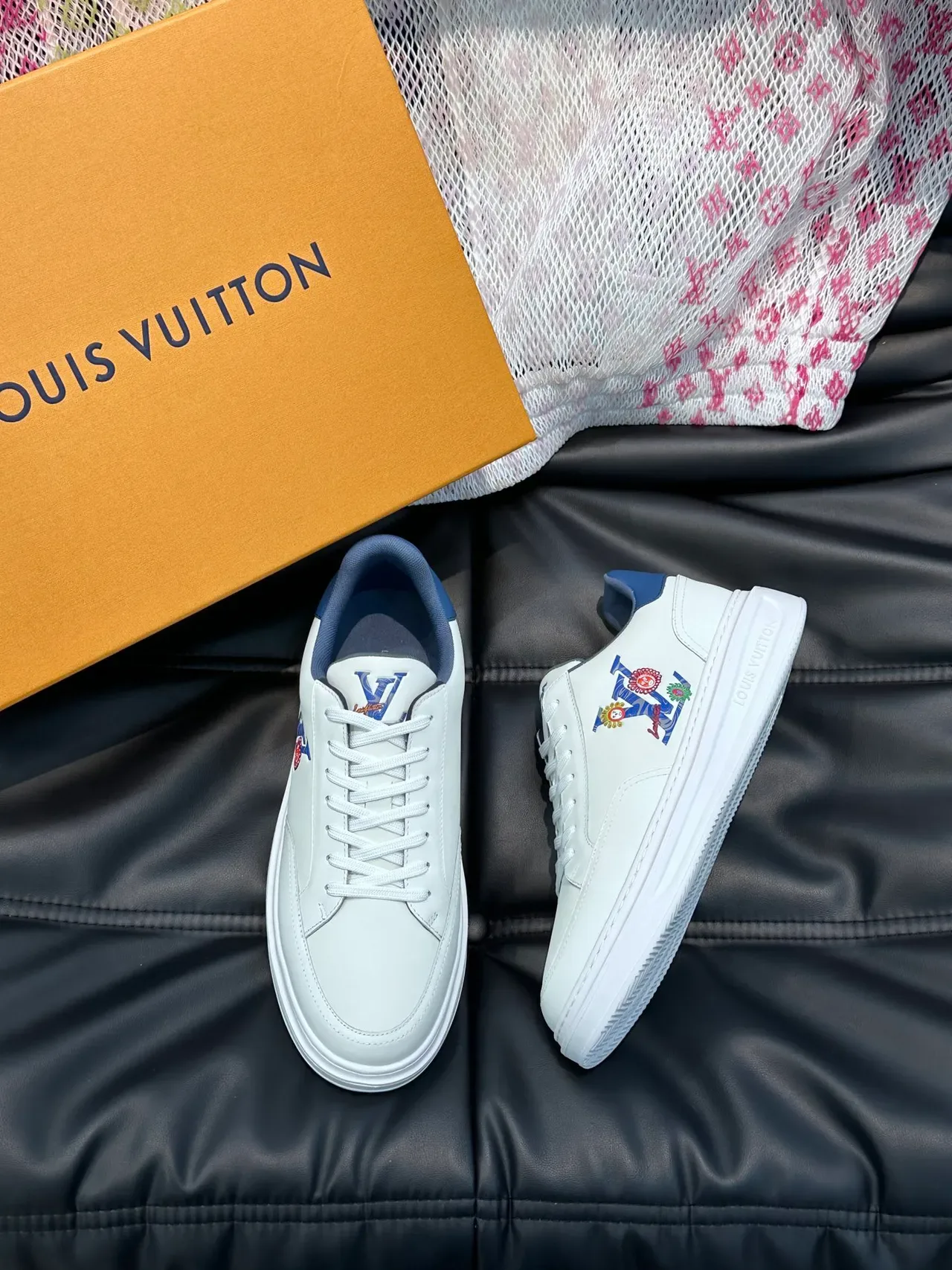 Louis Vuitton LV Trainer White Navy Low-Top Leather Upper Lifestyle Sneakers 4