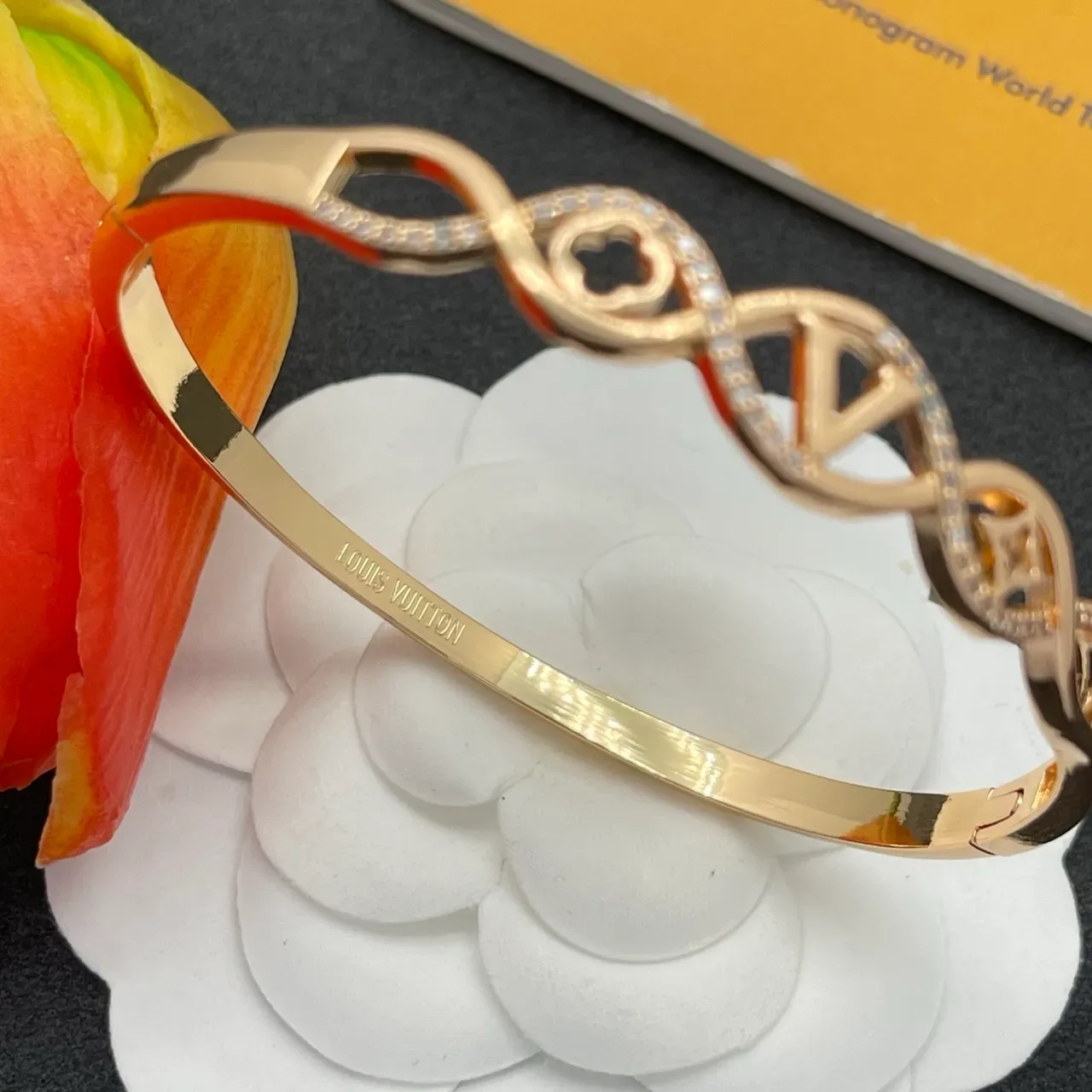 Louis Vuitton LV Twist Rose Gold Pavé Monogram Bracelet 3