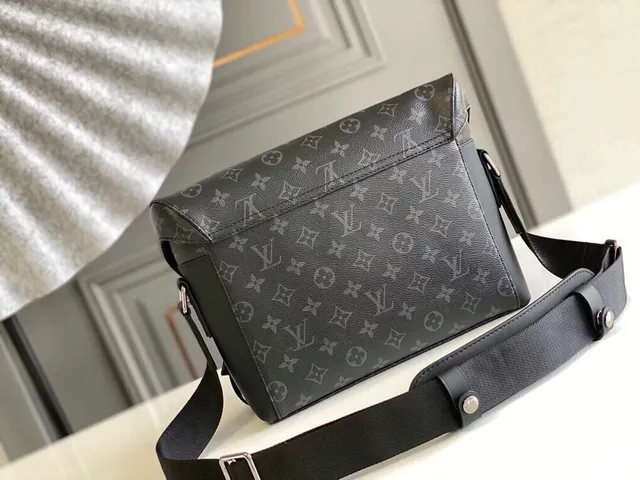 Louis Vuitton Monogram Toile et Cuir Lisse Sac Messager 4