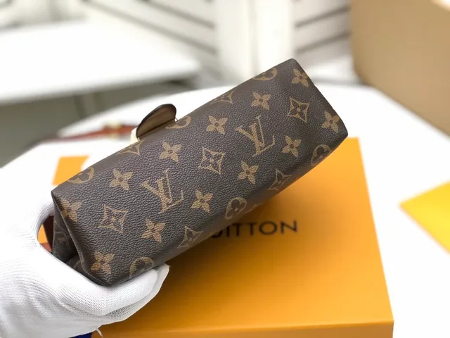 Louis Vuitton Monogram Canvas and Tan Leather Top-Handle Handbag 3
