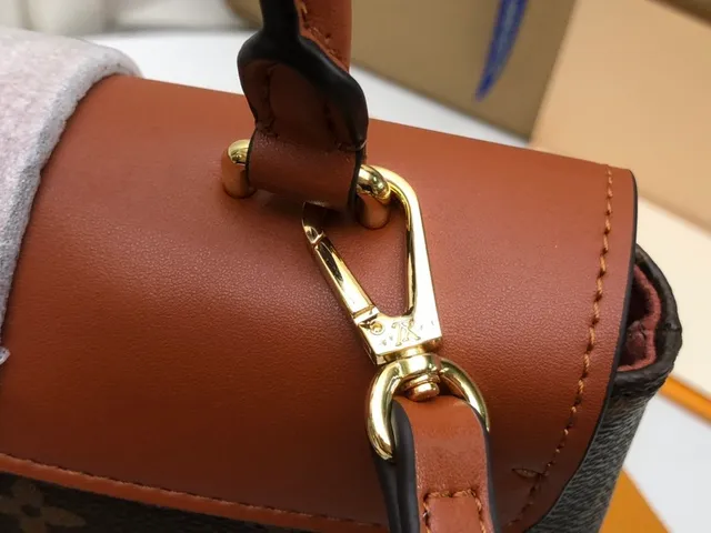 Louis Vuitton Monogram Canvas and Tan Leather Top-Handle Handbag 7