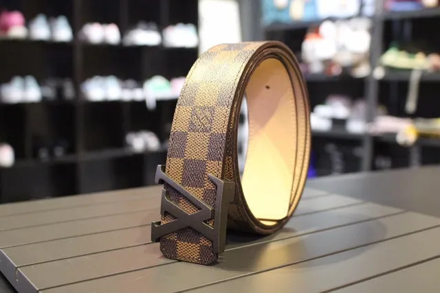 Louis Vuitton Monogram कैनवास बेल्ट भूरा गोल्ड Turnlock Buckle चमड़े का बेल्ट 12