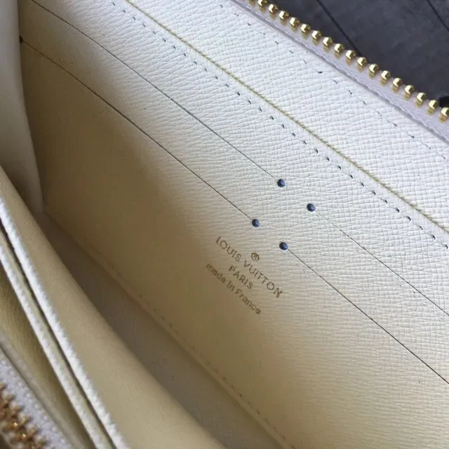 Louis Vuitton Monogram Canvas Zip-Around Long Wallet 10