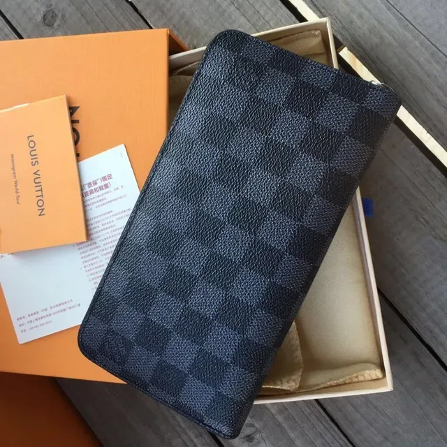 Louis Vuitton Monogram Canvas Zip-Around Long Wallet 21