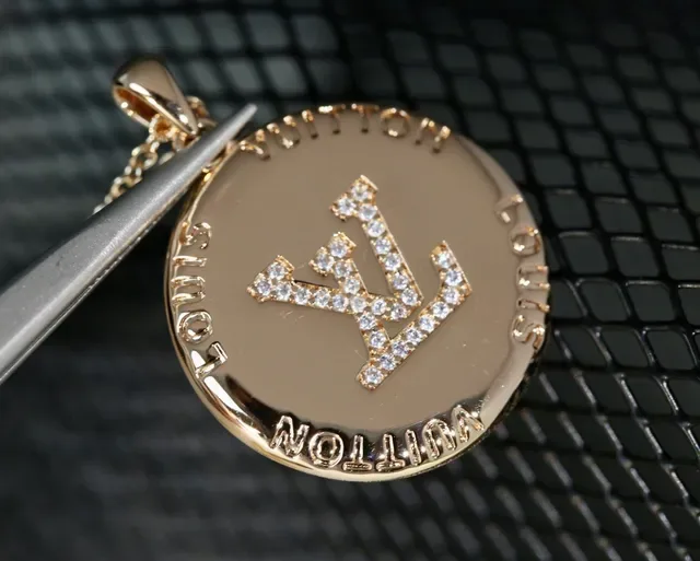 Louis Vuitton Monogram Disc Silver Gold Circular Pendant Pavé-Set Necklace 7