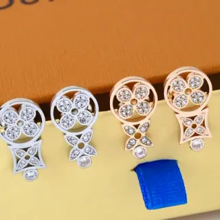 Louis Vuitton Monogram flor Pavé Crystal Clip-On brincos