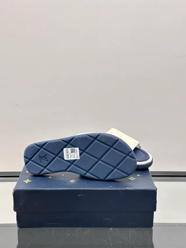 Louis Vuitton Monogram Leather Slide Slippers 3