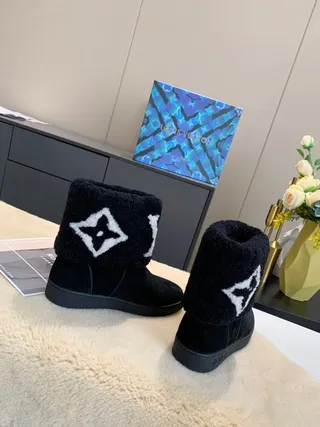 Botines Louis Vuitton Monogram noir et blanc avec manchette brodée 3