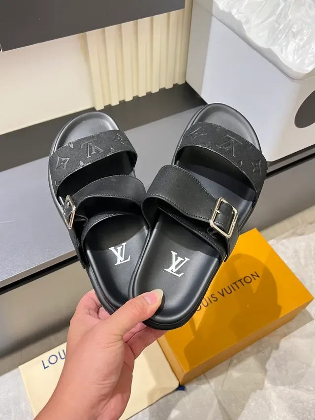 Louis Vuitton Monogram Sandales à Deux Brides Casual 7