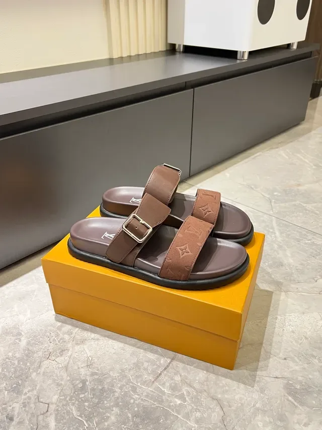 Louis Vuitton Monogram Sandales à Deux Brides Casual 16