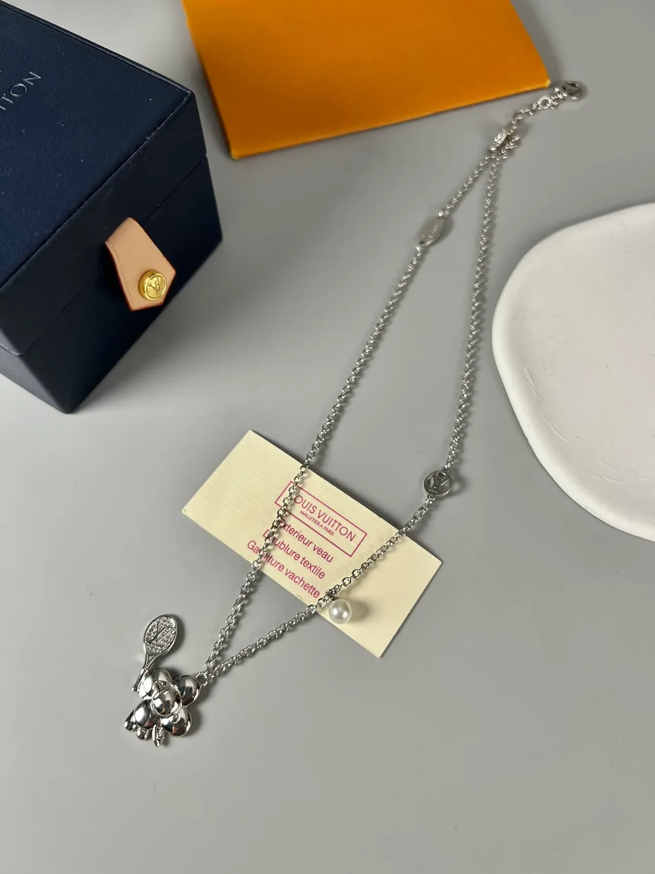 Louis Vuitton Multi-Charm Gold-Tone Pearl Necklace 5