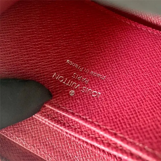 Cartera corta Louis Vuitton de cuero texturizado multicolor con cierre 18