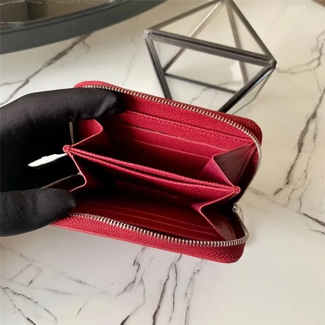 Cartera corta Louis Vuitton de cuero texturizado multicolor con cierre 19