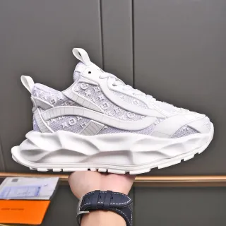 Louis Vuitton Run Away Monogram Mesh Blanc Lavande Sneakers Chunky