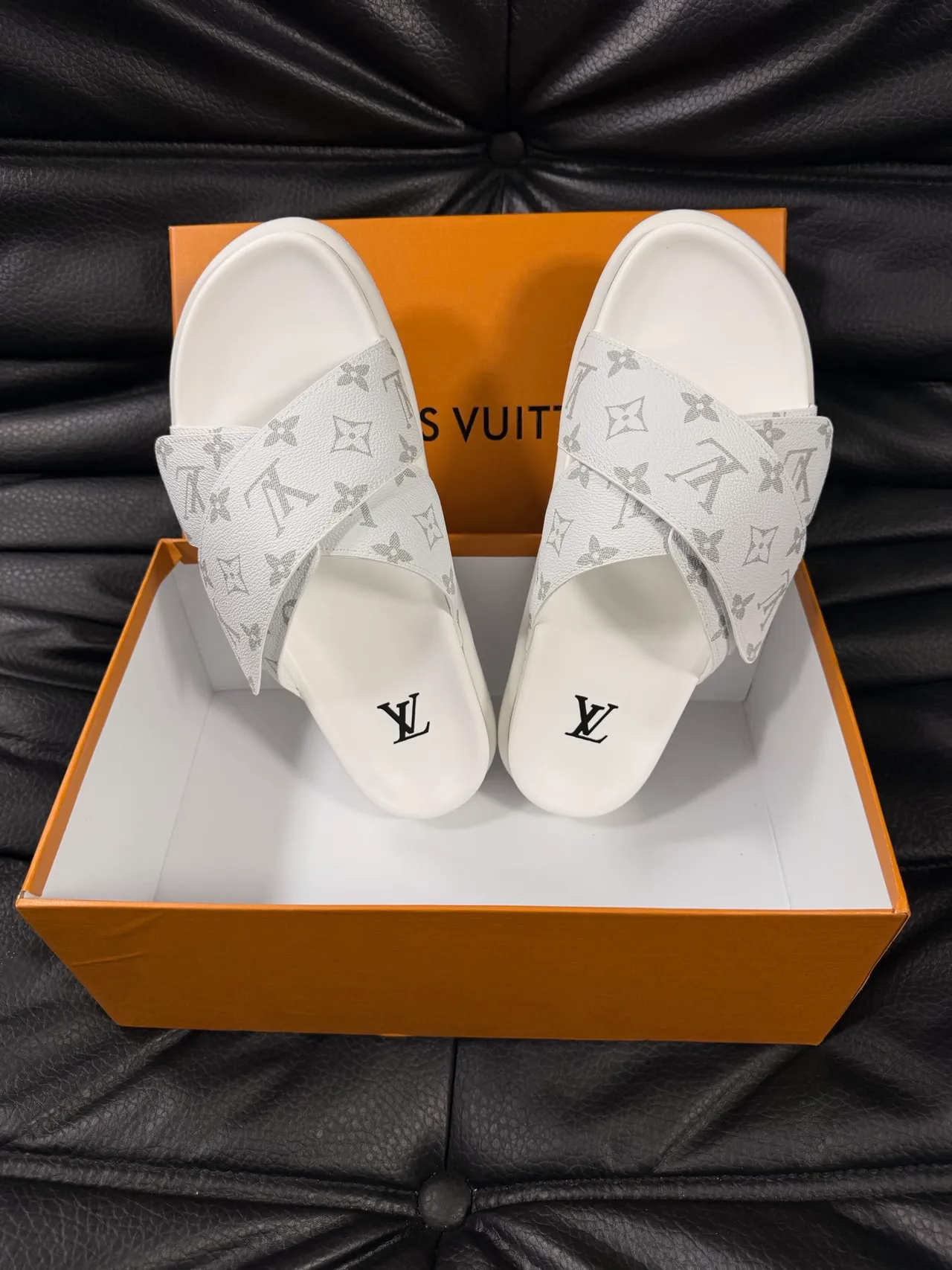 Louis Vuitton Run Away Slide White and Gray Monogram Slippers 3