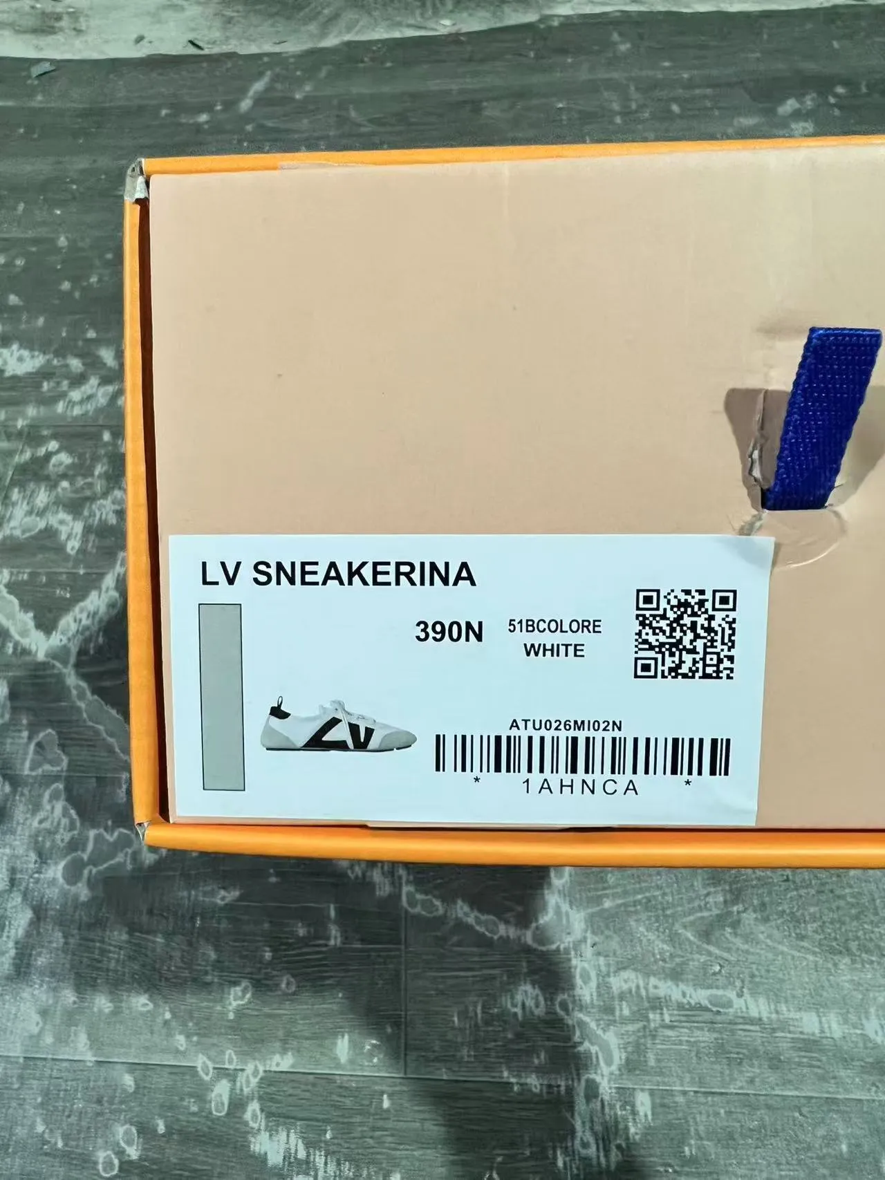 Louis Vuitton Run Away White and Brown Monogram Lifestyle Sneakers 12