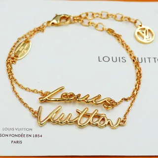 Louis Vuitton Script Bracelet سوار سلسلة ذهبية