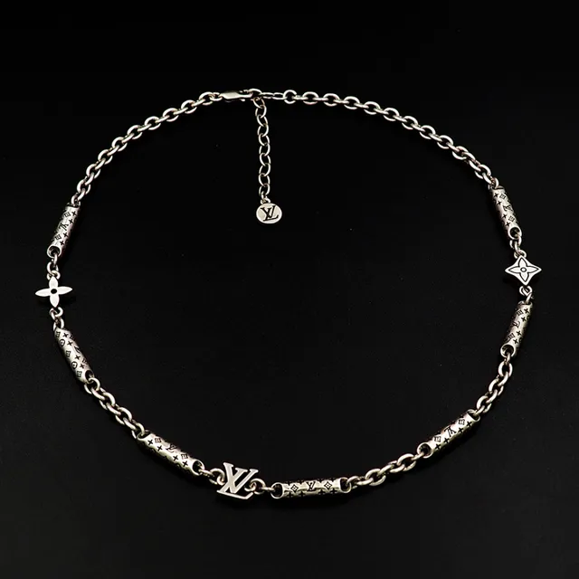 Louis Vuitton Silver Metal Monogram-Engraved Cylindrical Links Necklace 5