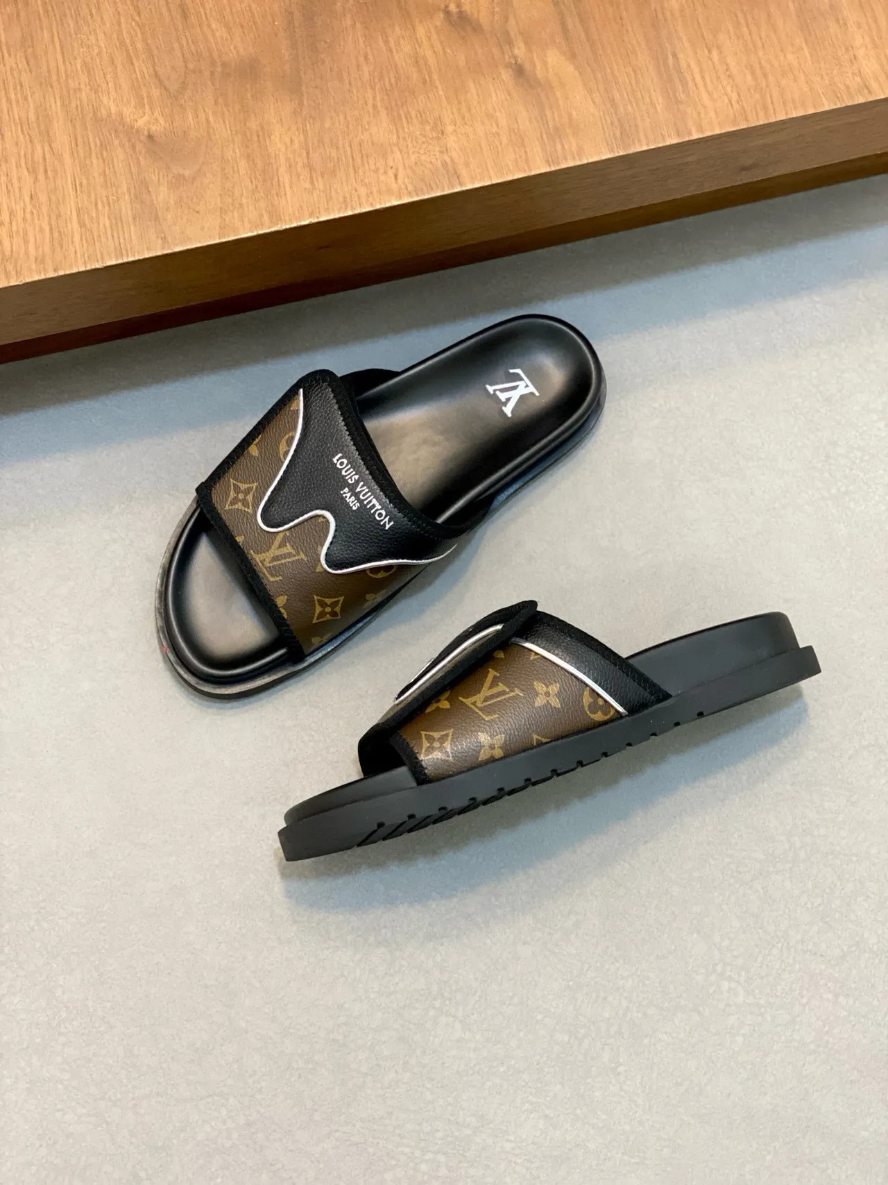 Louis Vuitton Slide Brown Black Monogram Canvas Rubber Sole Slippers 7