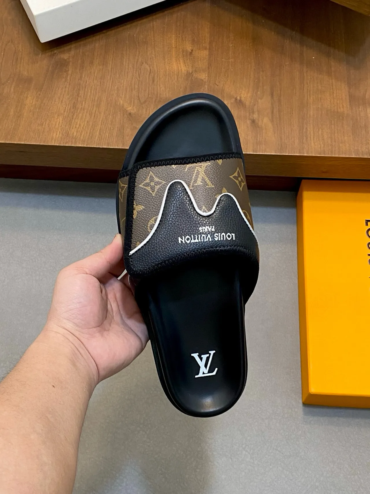 Louis Vuitton Slide Brown Black Monogram Canvas Rubber Sole Slippers 8