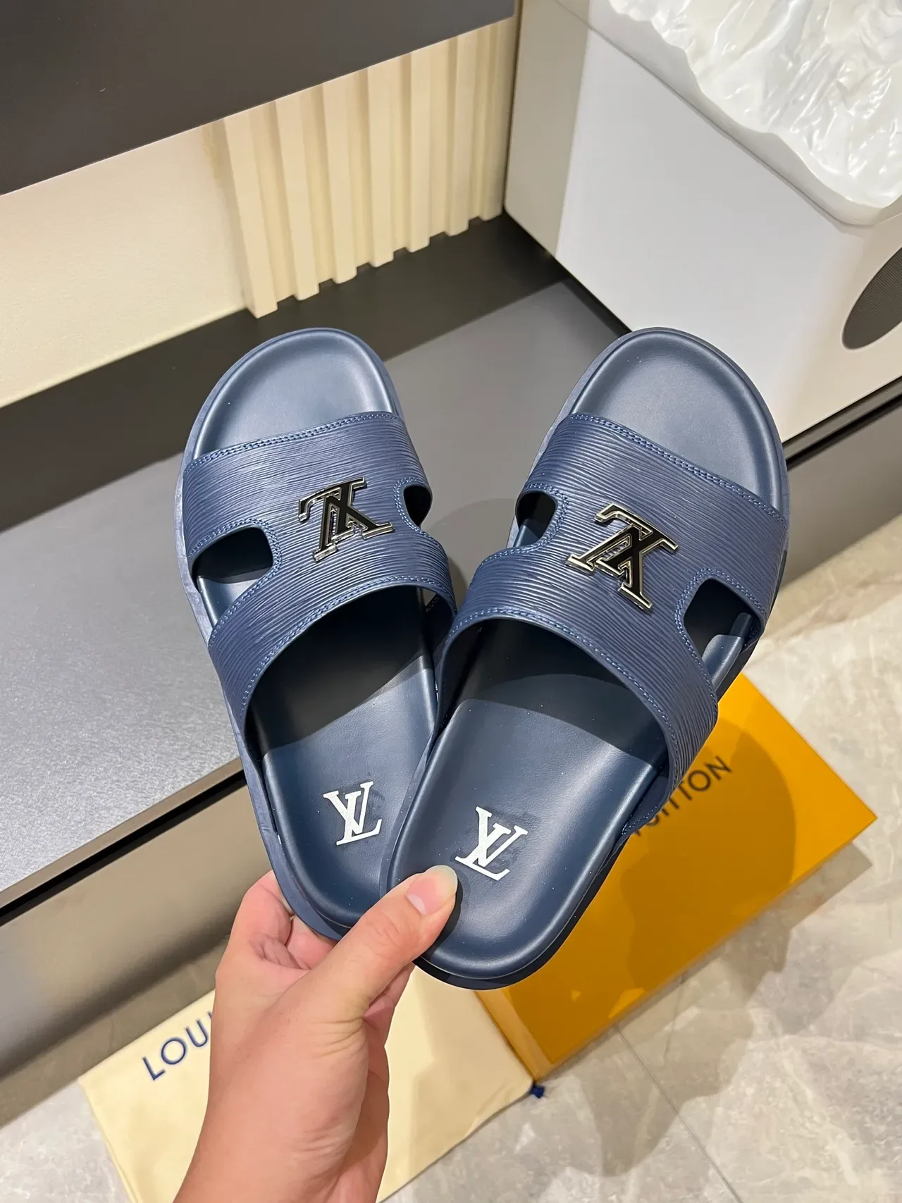 Louis Vuitton Slide Sandals Double-Strap Molded Sole Slippers 9