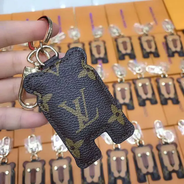 Louis Vuitton Ursinho de pelúcia Marrom Bege Silhueta Monograma Lona Encosto Capa para celular 2