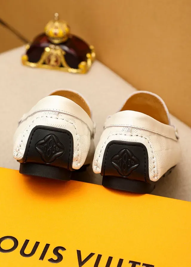 Louis Vuitton Branco Preto Damier Couro Metal LV Fivela Loafer 8