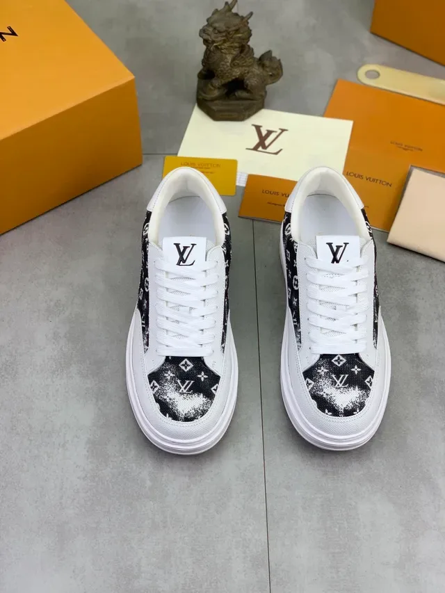 Louis Vuitton White Black Low-Top Monogram-Print Panel Lifestyle Sneakers 5